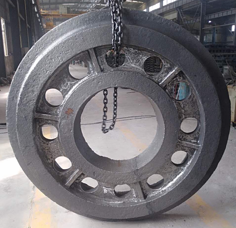 Cast steel wheel